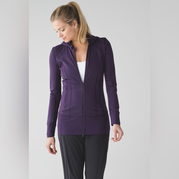 Lululemon Daily Practice Jacket Size 6 
Deep Zinfandel - Picture 1 of 9